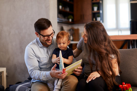 Как да стимулираме първите думи на бебето