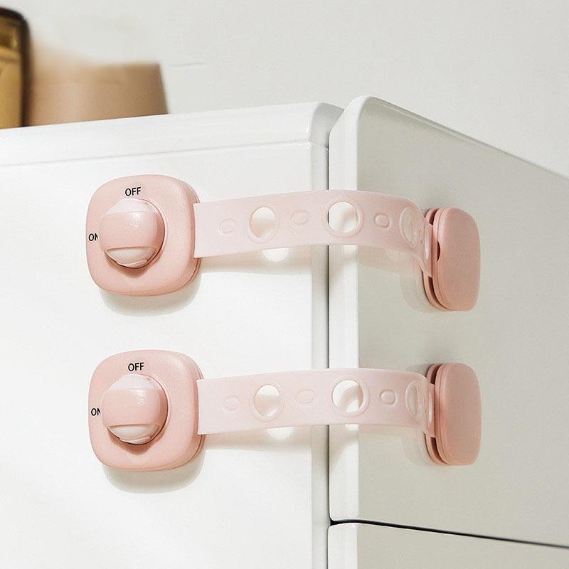 Предпазен заключващ механизъм за шкафове и уреди - зелен цвят