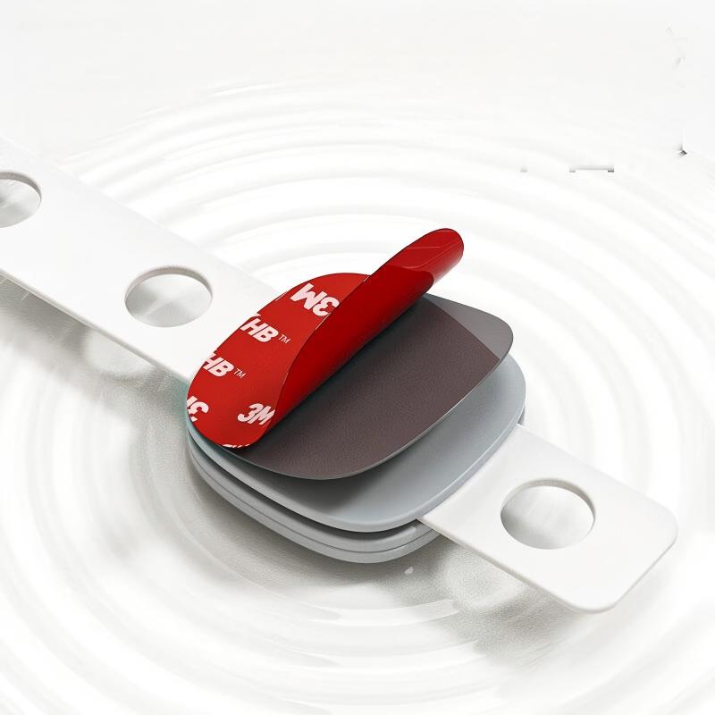 Предпазен заключващ механизъм за шкафове и уреди - бял цвят